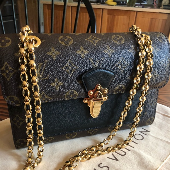 louis vuitton victoire black